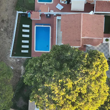 Flh Cardona With Pool Vilamoura