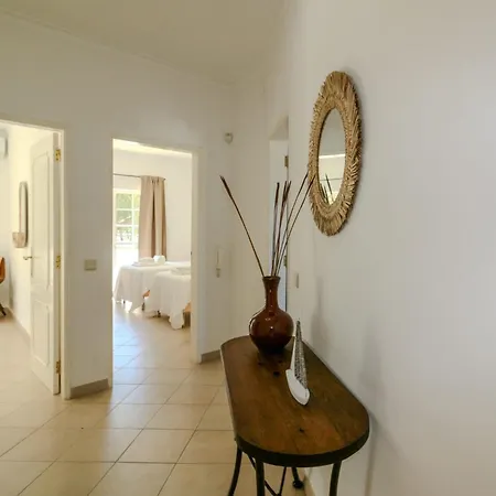 别墅 Flh Cardona With Pool