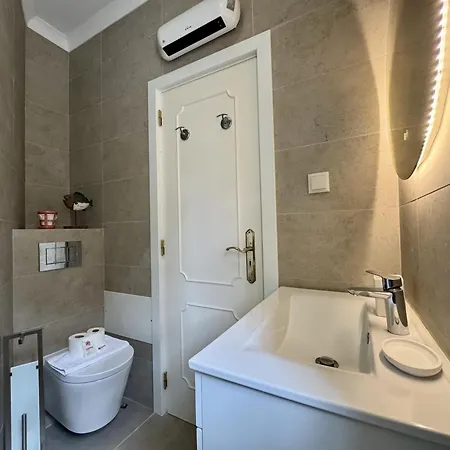 Villa Summer 3 With Pool By Homing Vilamoura